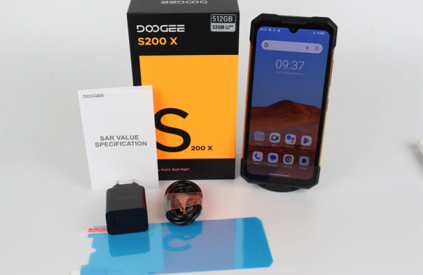 Обзор Doogee S200X: прочного смартфона с двумя дисплеями и камерой ночного видения