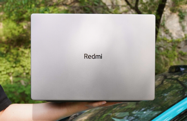 Первый обзор Xiaomi RedmiBook 16 2025: достойной замены MacBook в бюджетном сегменте